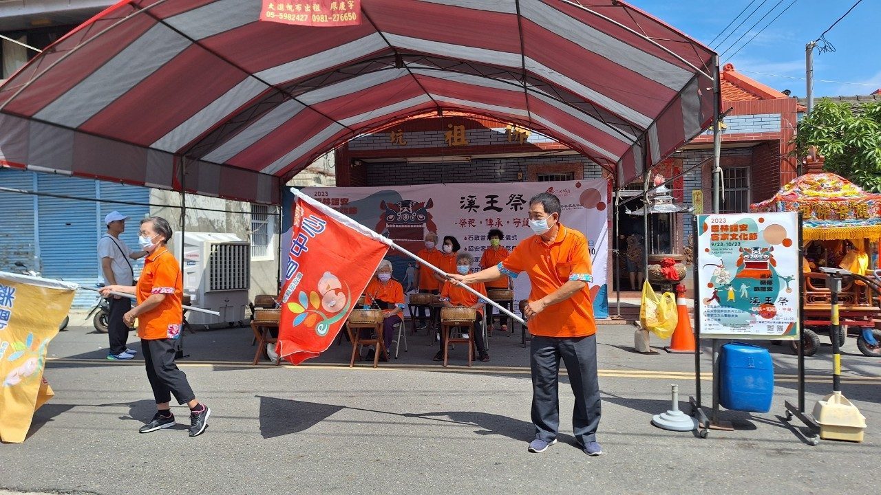 LINE_ALBUM_2023106_231008_54